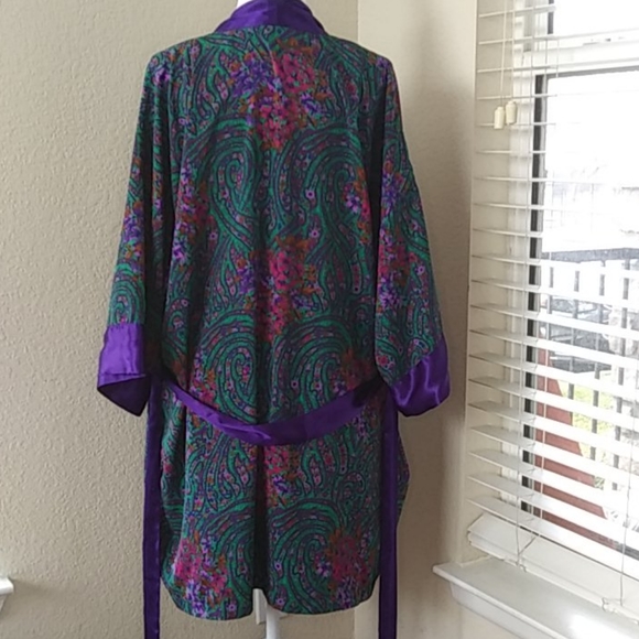 Victoria's Secret chemise and robe matching set - Picture 6 of 14